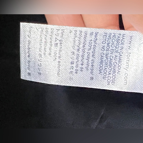 Tommy Hilfiger Signature Handbag/Crossbody - Picture 9 of 11